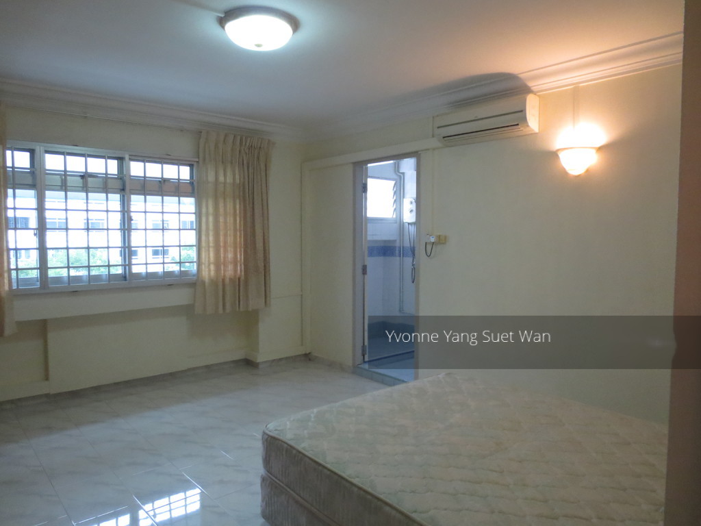 Blk 242 Pasir Ris Street 21 (Pasir Ris), HDB Executive #152681302
